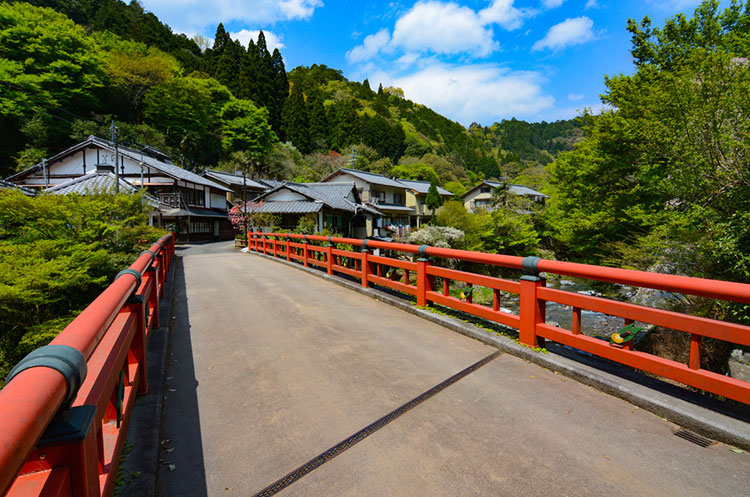 Small town of Kiyotaki in Kyoto, Japan with its traditional red bridge.